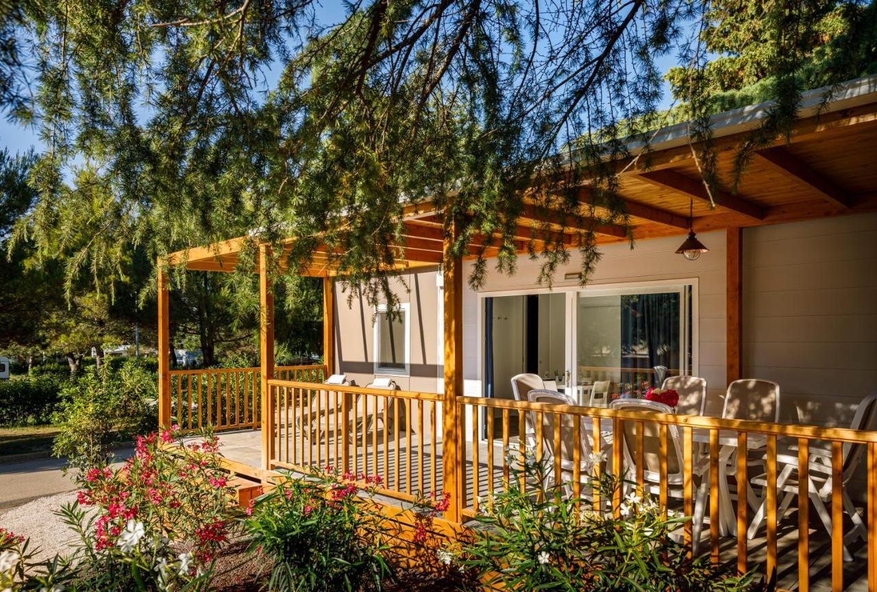 Maistra Camping Porto Sole Mobile Homes 브르사르 객실 사진